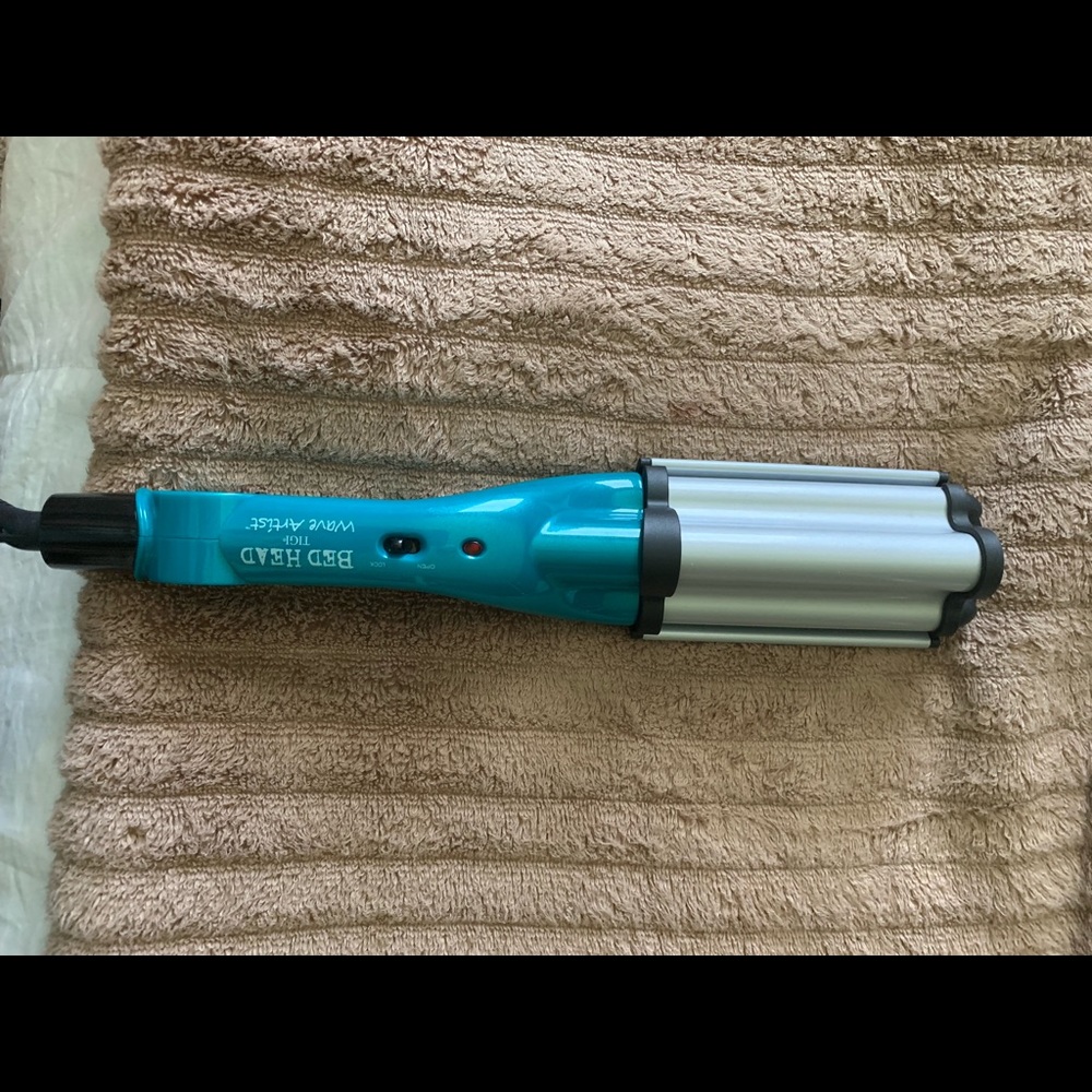 Bed head TIGI wave artist